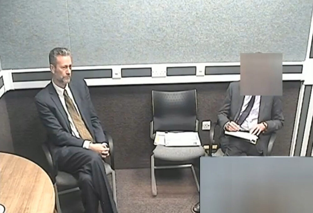 Starmer puts pressure on Farage after jailing of ex-leader of Reform UK in Wales