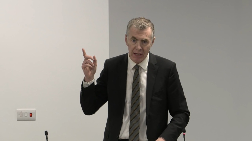 Welsh ministers row back on promise to ban lying politicians