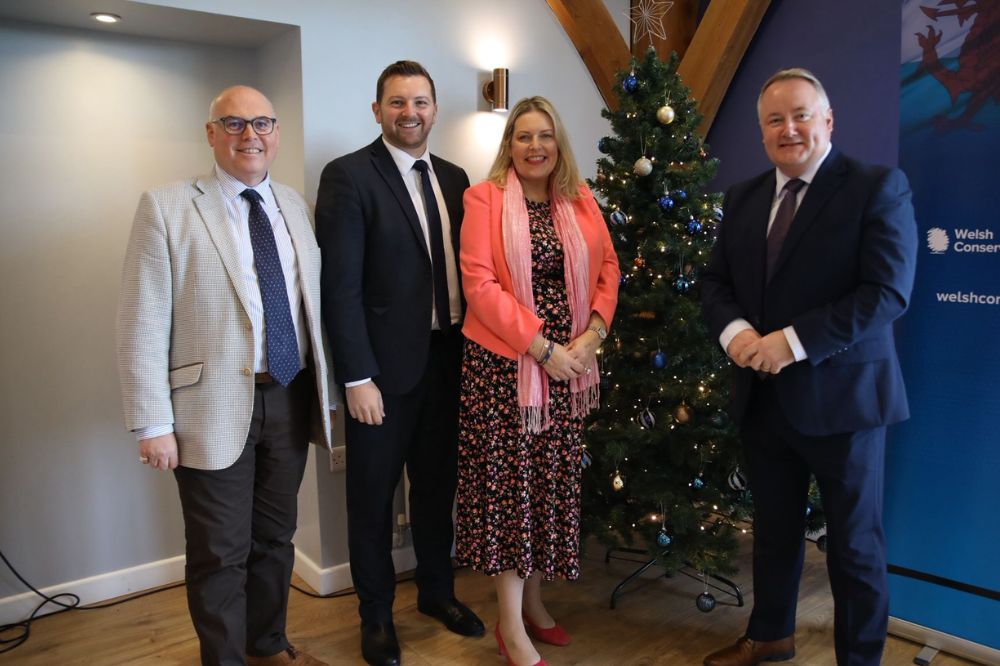 Welsh Conservatives announce plans to back farmers