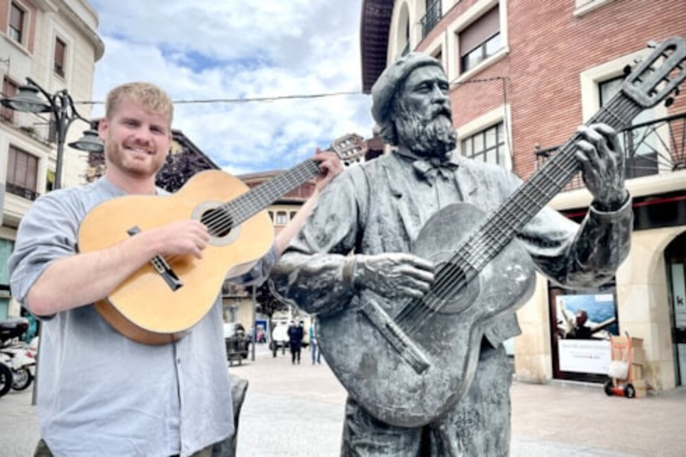 Gwilym Bowen Rhys heads to the Basque country in new S4C series