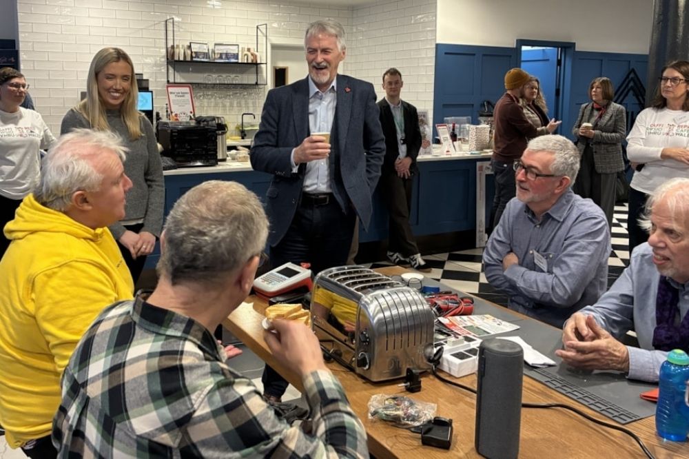 Welsh repair cafés save over one million kilograms of carbon emissions