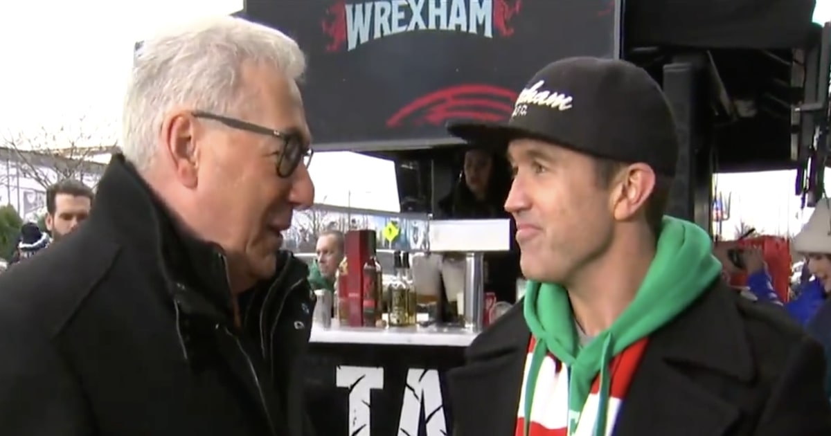 Rob McElhenney brings 'Welcome to Wrexham' to Eagles tailgate