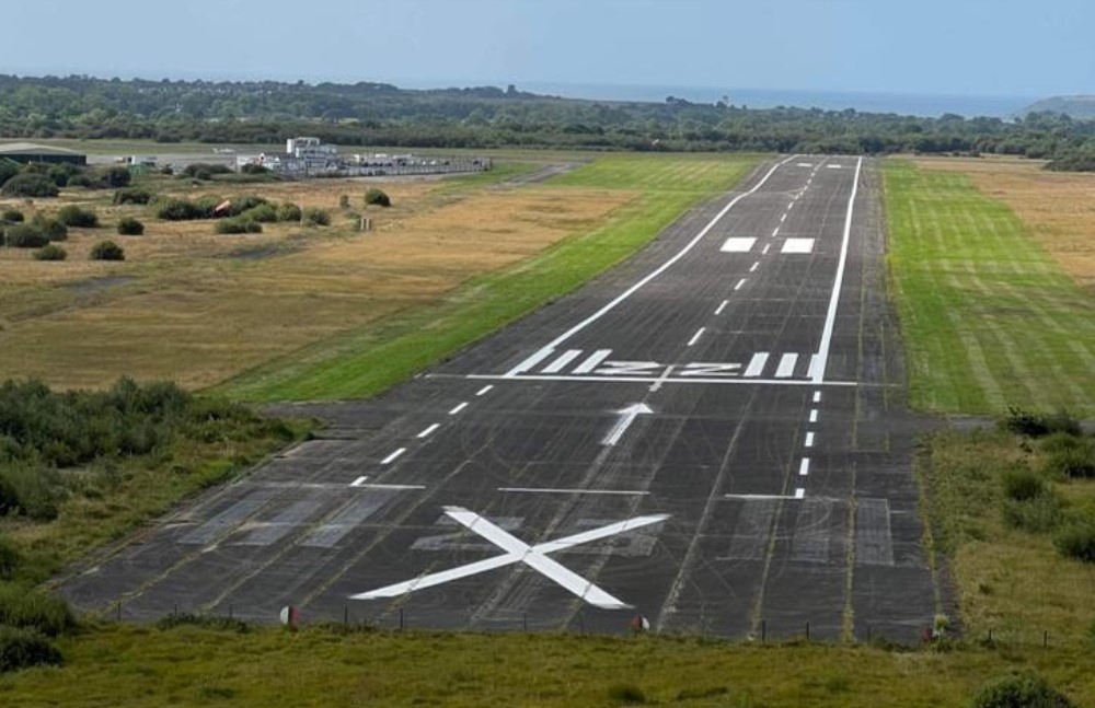 Council chiefs set to end lease with Swansea airport operator