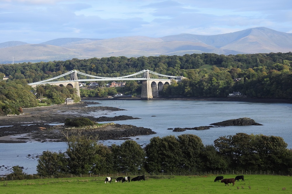 Travel disruption expected as Menai Bridge partially closes