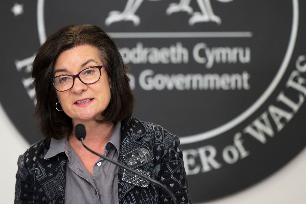 Eluned Morgan in line to be First Minister as Jeremy Miles says he will not  run