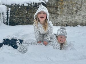 Children enjoying the snow. Mold, Flintshire (Credit: Kate Sturdy)