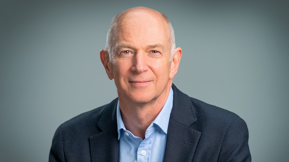 Wales’ representative on main BBC board criticised for not attending crucial Senedd meeting