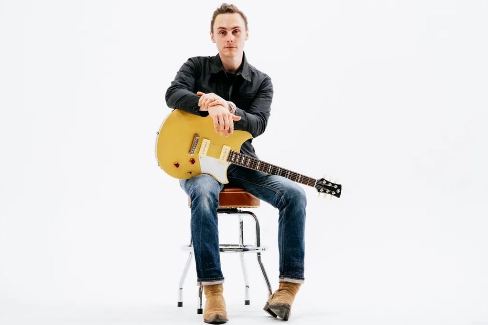 Welsh musician gets Yamaha guitar named after him