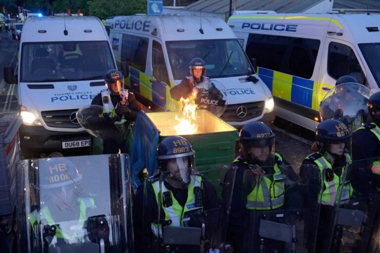 More arrests expected after clashes between police and protesters in ...